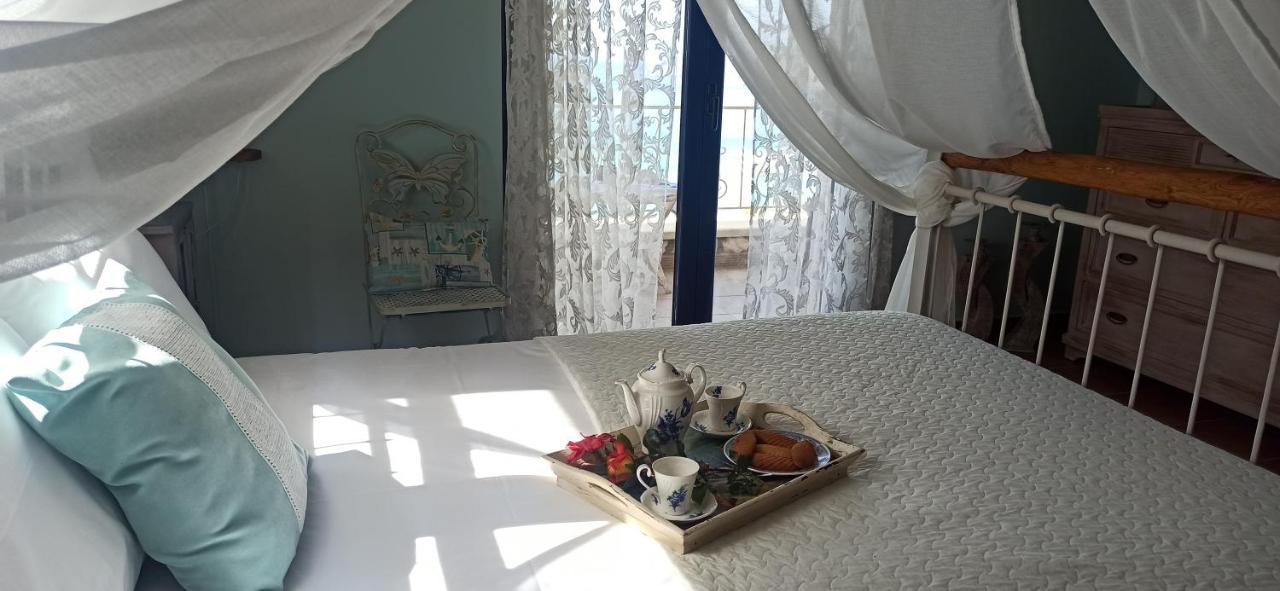Holiday home Elouthia With Sea View And Hot Tub *