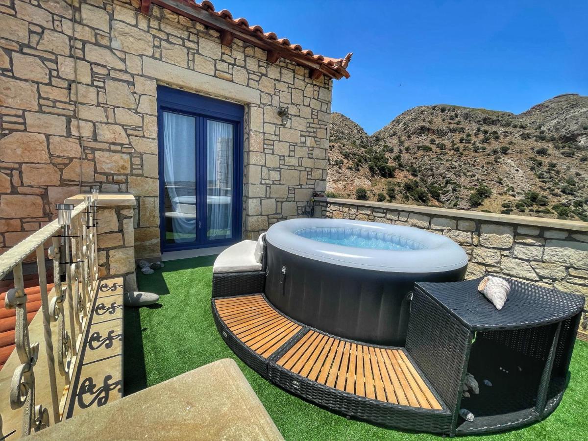 Elouthia With Sea View And Hot Tub *