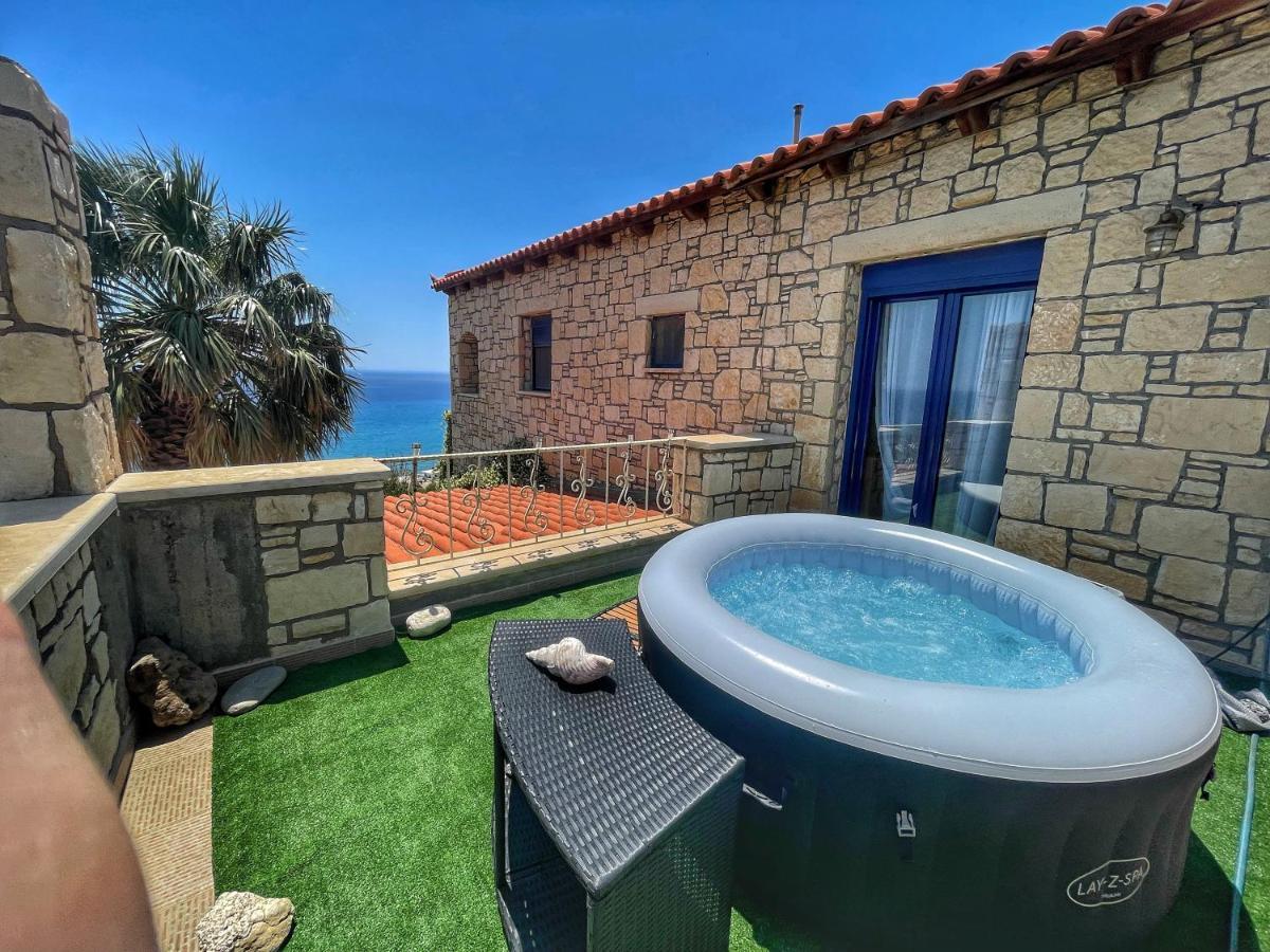Elouthia With Sea View And Hot Tub Holiday home *