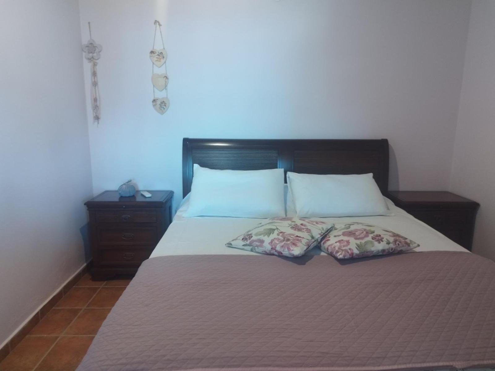 Elouthia With Sea View And Hot Tub Holiday home